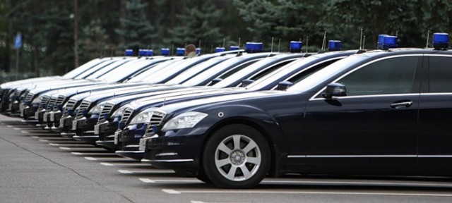 «Дипломатическая автоафера»: как украинские чиновники нелегально ввозили авто в страну