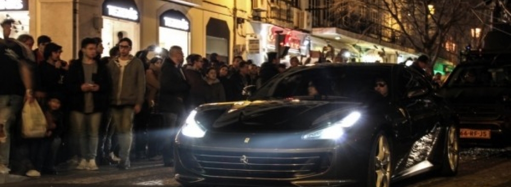 Новый Ferrari - быстрый и «семейный» автомобиль