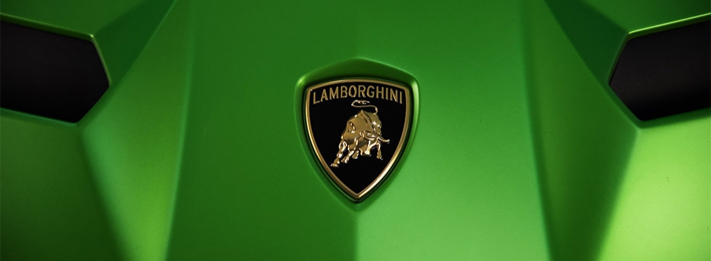 Lamborghini представит сверхмощный Aventador SVJ