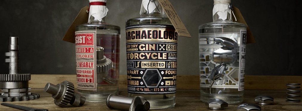 Детали старых Harley-Davidson спрятали в бутылки с джином