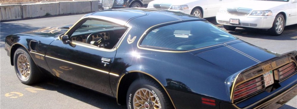 «Бандитский» Pontiac продали на аукционе по рекордной цене