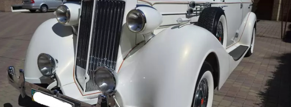 Раритетный 86-летний Packard продают в Украине