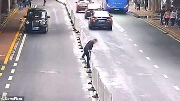 Поучительное видео для пешеходов-нарушителей