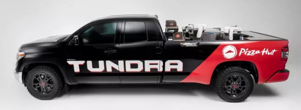 Пикап Toyota Tundra стал мобильной пиццерией