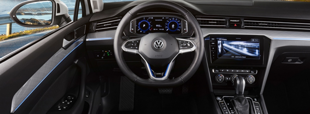 Volkswagen увеличил запас хода гибридного Passat GTE