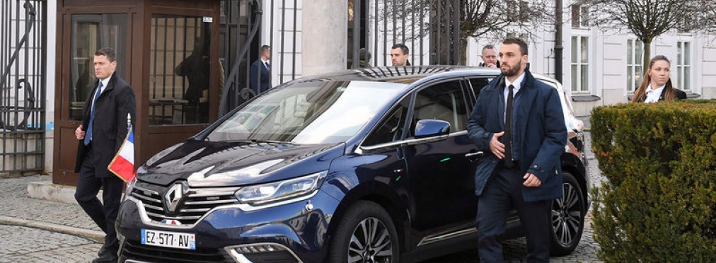Автомобиль президента Франции сломался во время зарубежного визита
