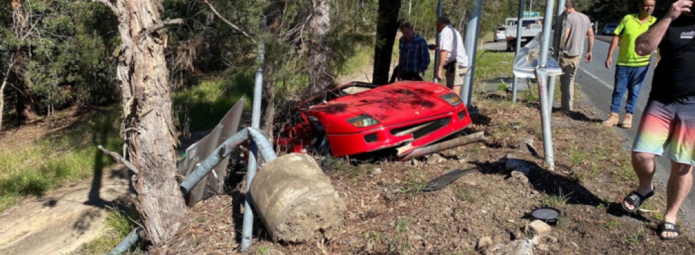 Горе-водитель разбил Ferrari F40 за два миллиона долларов во время тест-драйва