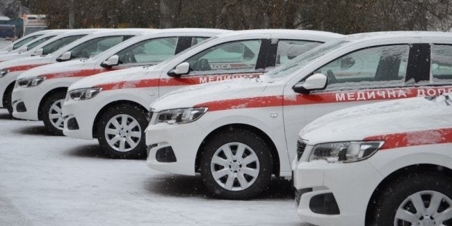 Семейные врачи в Украине будут ездить на Peugeot 301