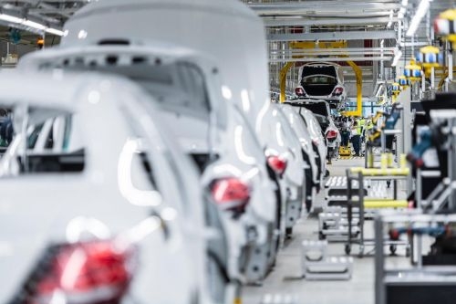 Mercedes-Benz намерен сократить десятки тысяч сотрудников