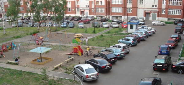 Украинцам могут запретить парковаться во дворах