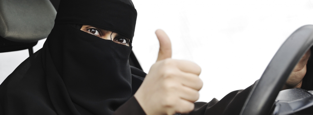 В Саудовской Аравии женщин пустят за руль грузовиков