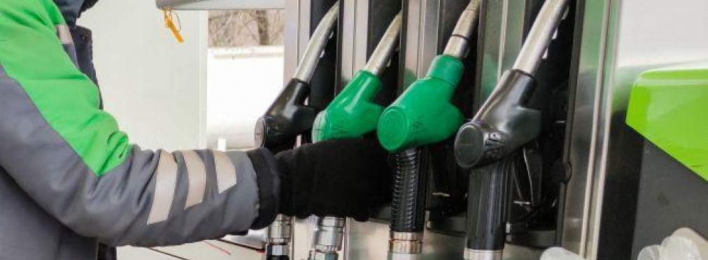 Кабмин призывают изменить формулу предельных цен на топливо