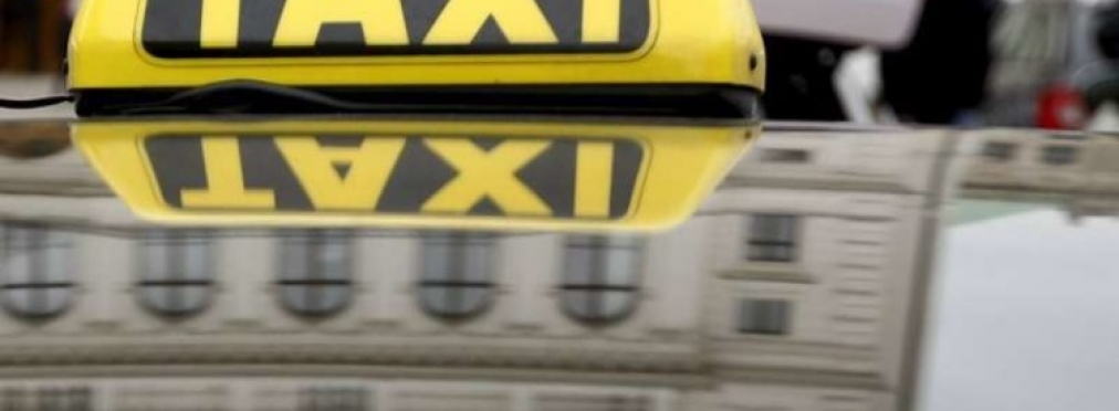 «Такси против детей»: очередной скандал вызвал бурную реакцию в Сети