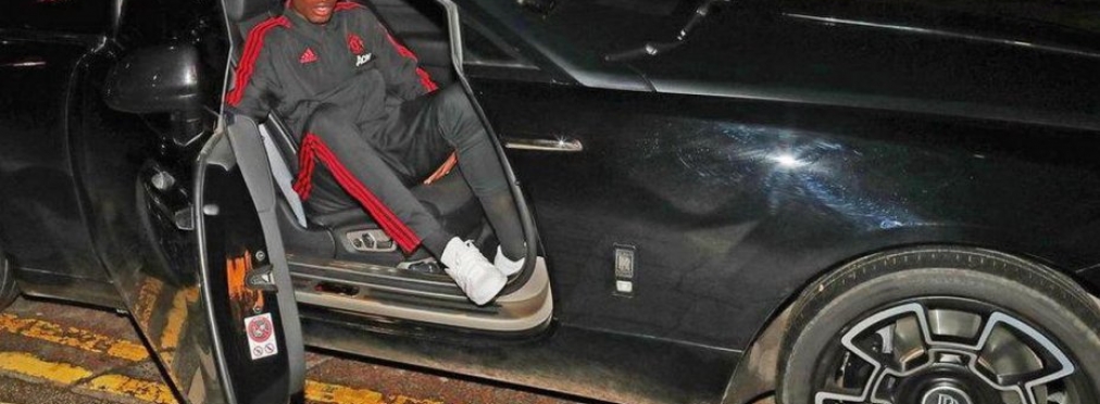 Полицейские отобрали у известного футболиста Rolls-Royce «на бляхах»