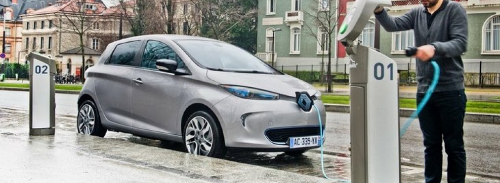 Франция инвестирует 700 миллионов евро в производство батарей для электромобилей