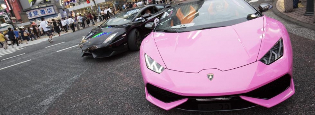 Улицы города заполонили Lamborghini