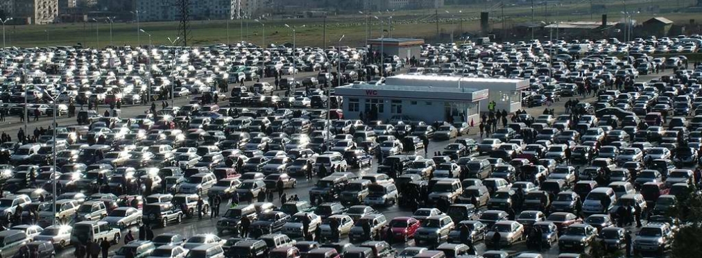 Ивано-Франковцы хотят запретить продажу автомобилей в своем городе