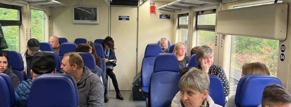 «Укрзалізниця» отправила первый поезд в освобожденную Балаклею