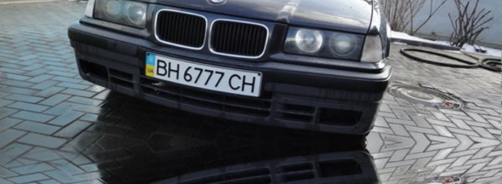 В Украине «засекли» два автомобиля с идентичными номерами
