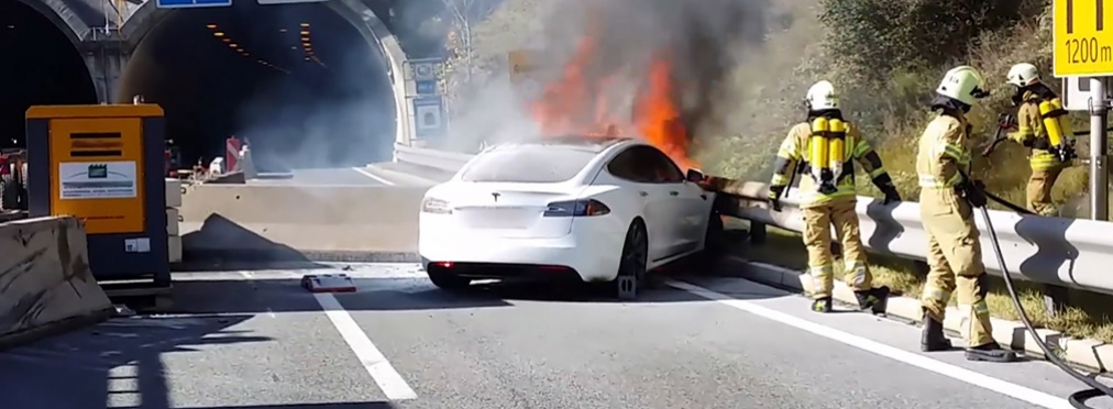 Американцы озадачены сгоревшей Tesla режиссера Майкла Морриса