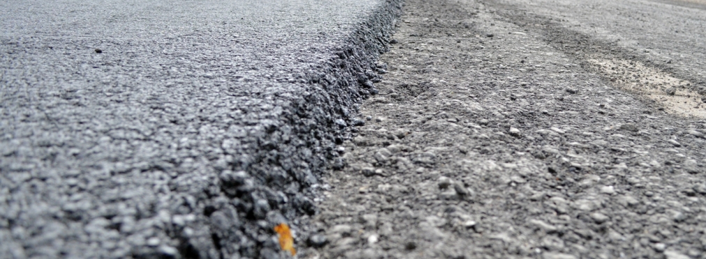 В Крыму дороги «ремонтируют» грязью и глиной