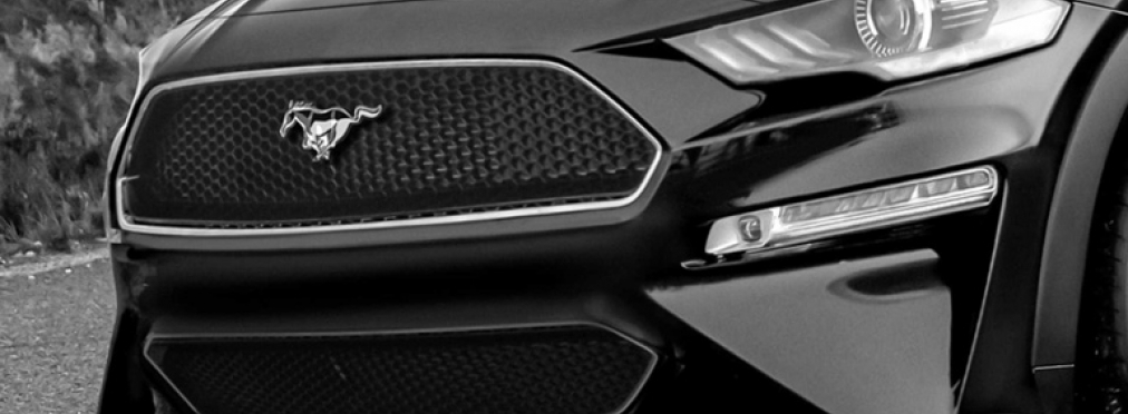 Опубликованы изображения электрического внедорожника Ford Mustang