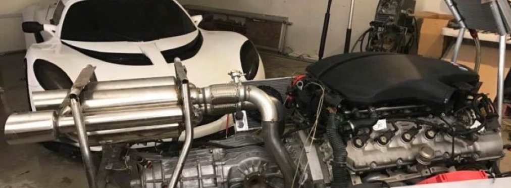 Американец сделал из «Лотуса» суперкар с двигателем V10