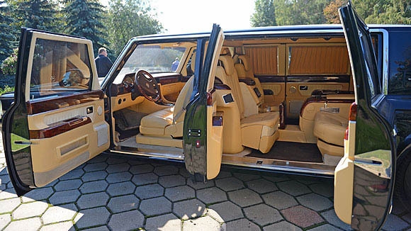 В России выставили на продажу «президентский лимузин»
