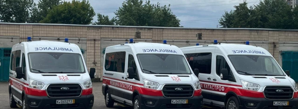 Из Казахстана в Украину прибыли три автомобиля экстренной медицинской помощи