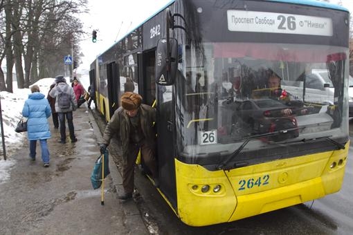 Транспортники помогают бороться с эпидемией в Украине