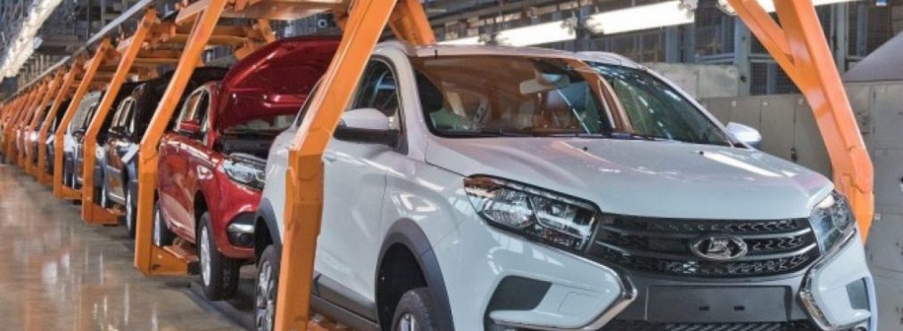 Кроссовер Lada XRay снимут с производства из-за санкций