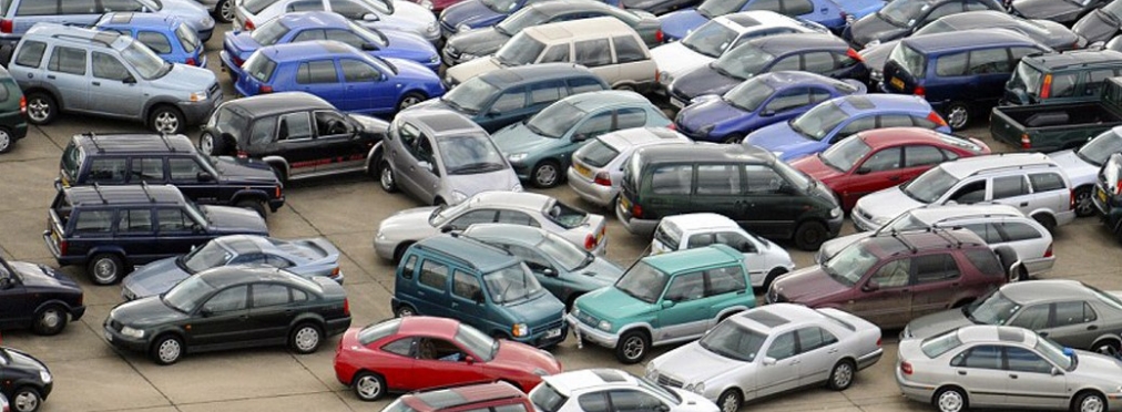Почти половина всех ДТП происходит во время парковки