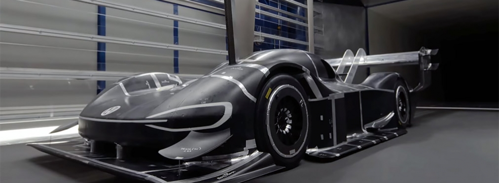 Volkswagen опубликовал видеоролик с 680-сильным гоночным электрокаром