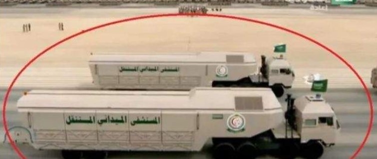 В Саудовской Аравии заметили необычный военный транспорт Mercedes