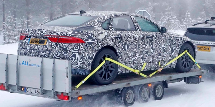 Jaguar тестирует новое поколение седана XJ