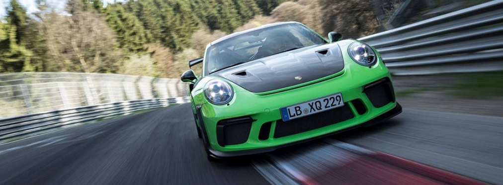 Самый мощный Porsche с атмосферным двигателем колесит по Нюрбургрингу