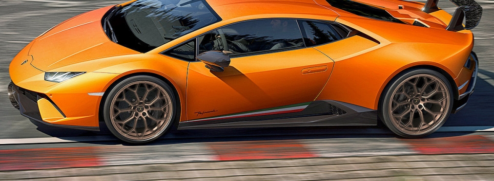 «Стильный красавец»: тест-драйв Lamborghini Huracan