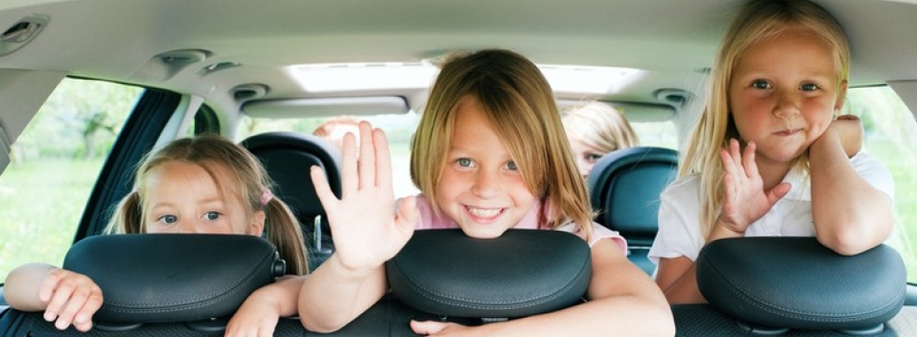 В Великобритании запретят возить детей в школу на автомобиле
