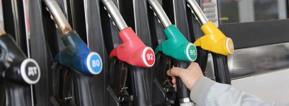 Украинцы стали покупать больше бензина