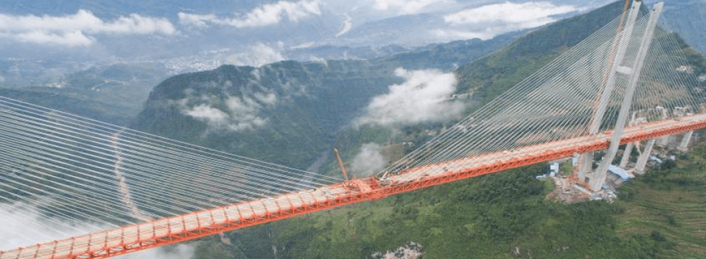 В Китае открыли самый высокий мост в мире
