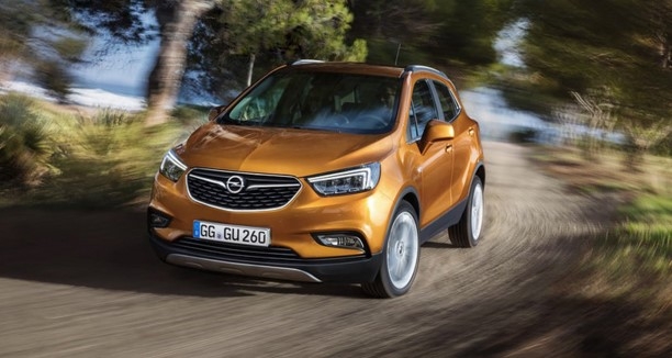 Opel представил обновлённый компактный внедорожник