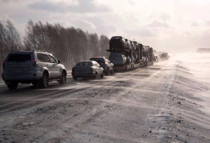 «Проезд запрещен!»: из-за плохой погоды в Украине с 7 января перекроют дороги