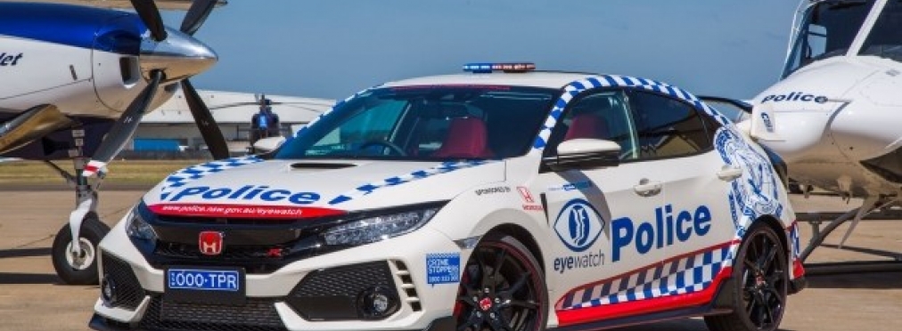 В Сети появились фото полицейской Honda Civic Type R