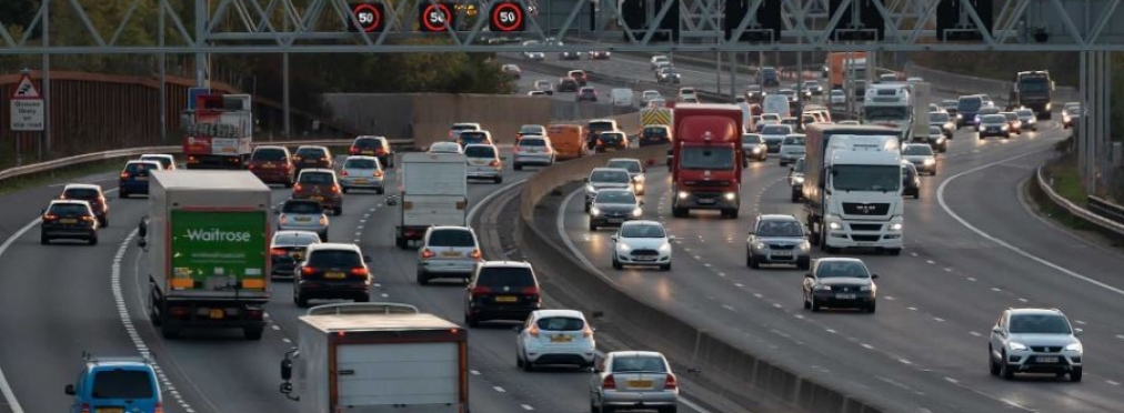 Британские пенсионеры массово сдают водительские права