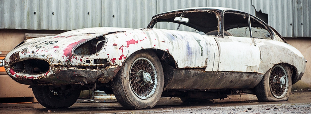 Ржавый раритетный Jaguar, простоявший 20 лет в сарае, выставят на аукцион