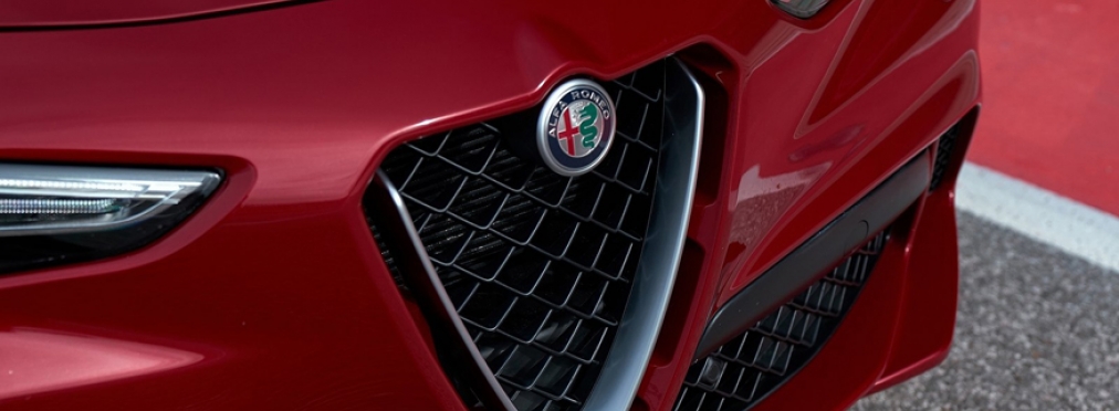 Люксовый кроссовер Alfa Romeo породнится с самым дешёвым Джипом
