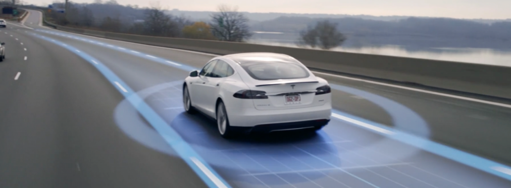 «Автопилот» электромобиля Tesla снова совершил ДТП