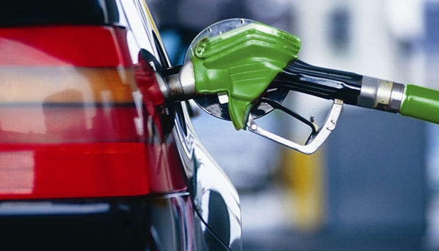 Кабмин принял госрегулирование цен на топливо 