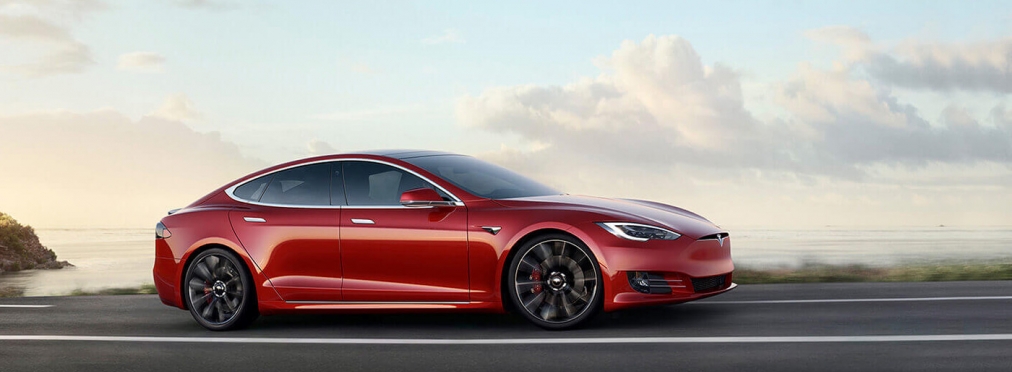 Tesla модернизировала электрокары Model S и Model X