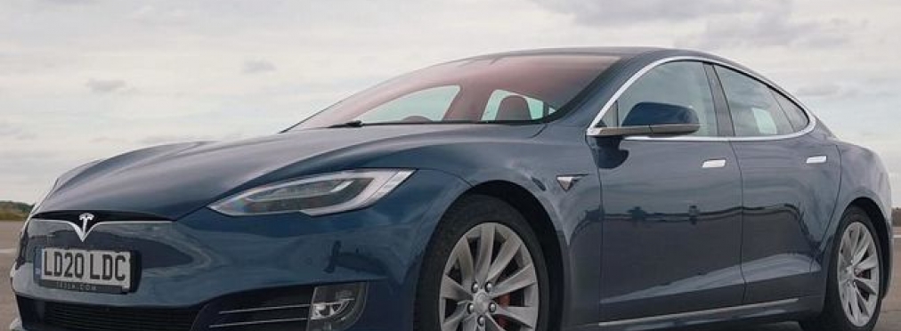 Tesla Model S и Porsche Taycan Turbo S: кто кого (видео)